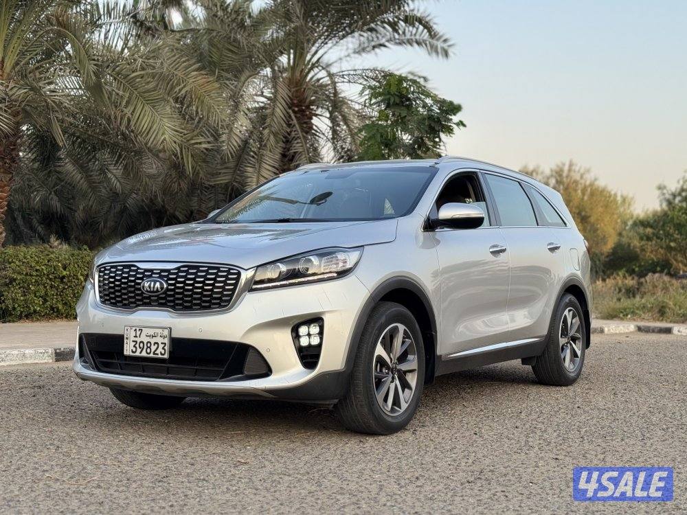 للبيع كيا سورينتو 2020 صبغ الوكاله - ماشي 66 ألف0