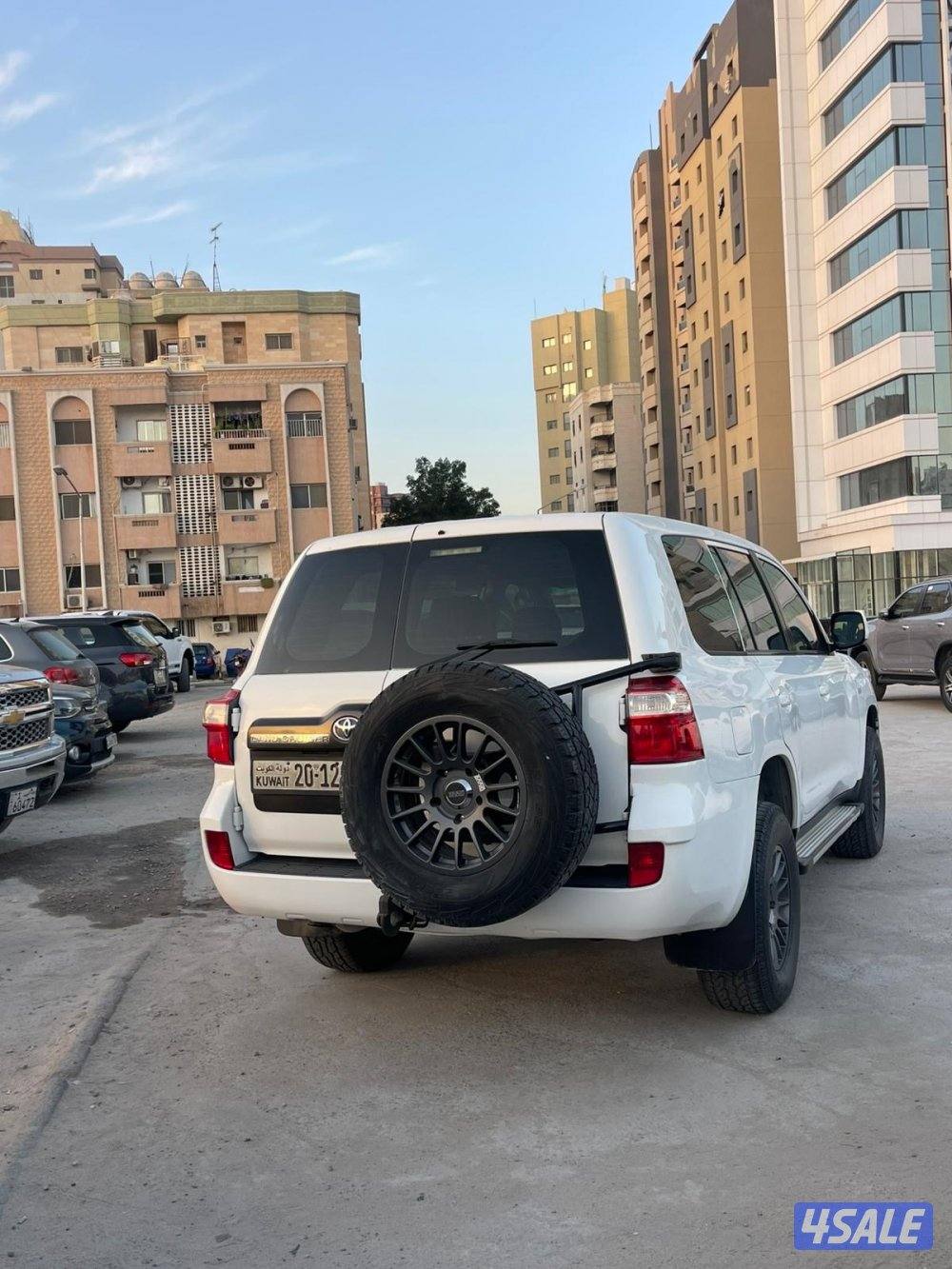 لاند كروزر G استاندر موديل 20123