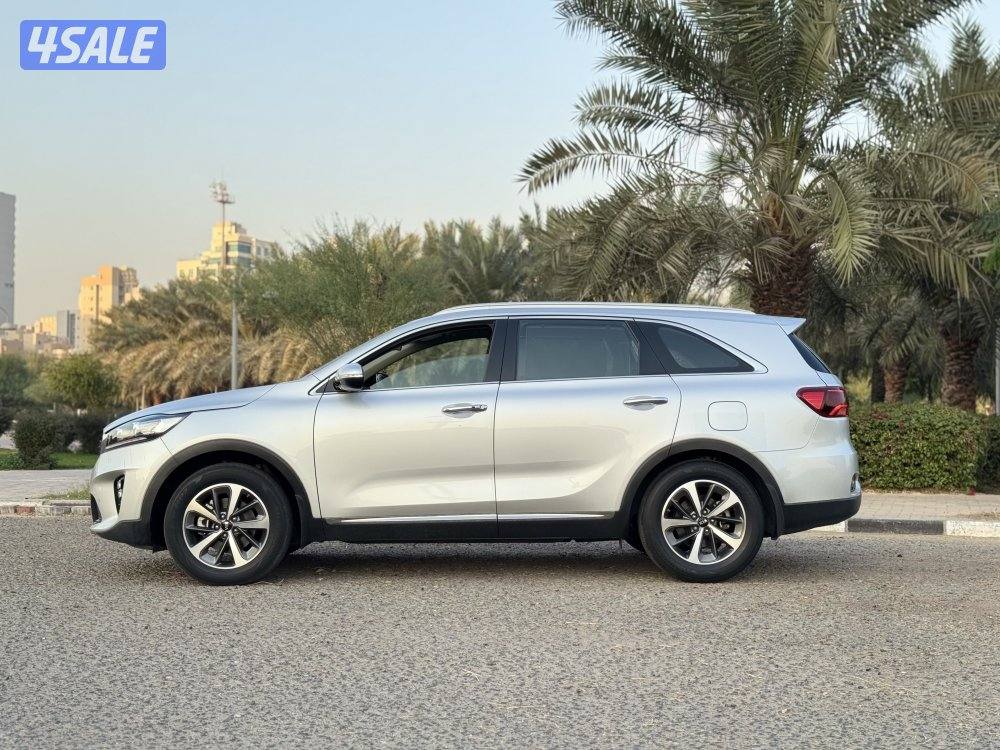 للبيع كيا سورينتو 2020 صبغ الوكاله - ماشي 66 ألف4