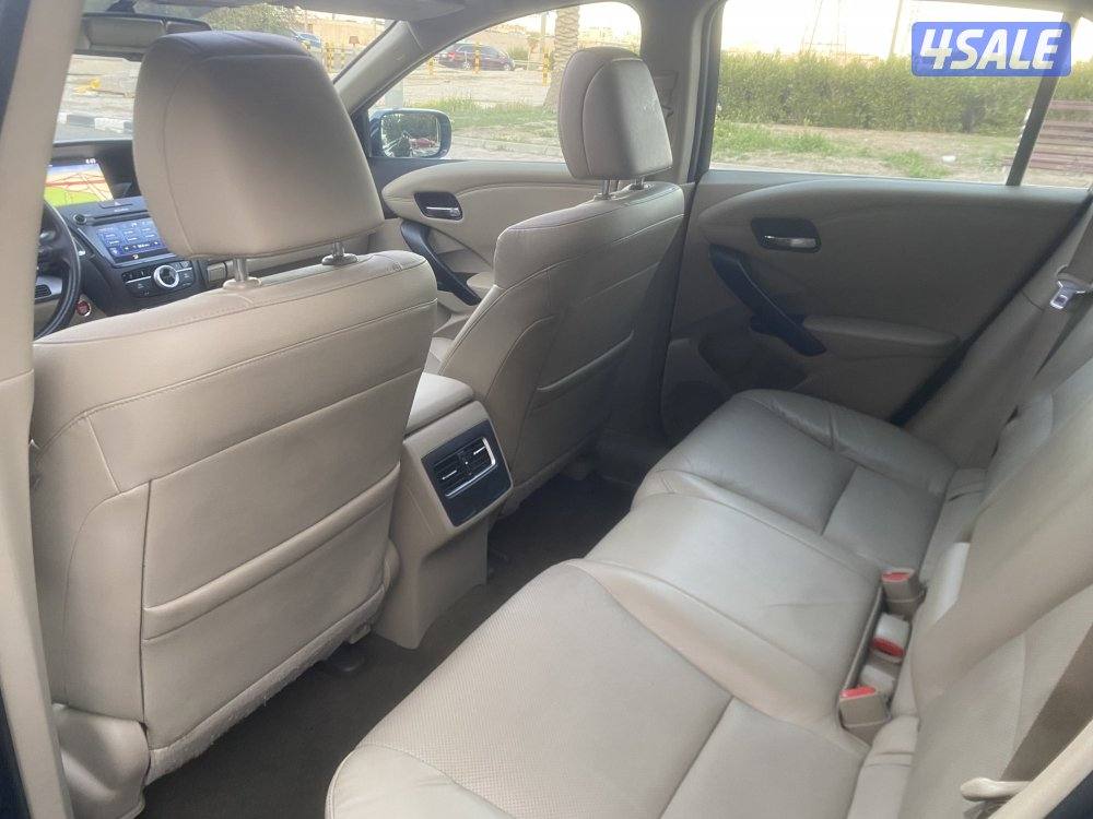 للبيع جيب أكيورا-RDX موديل 2017 ماشي 124 ألف8