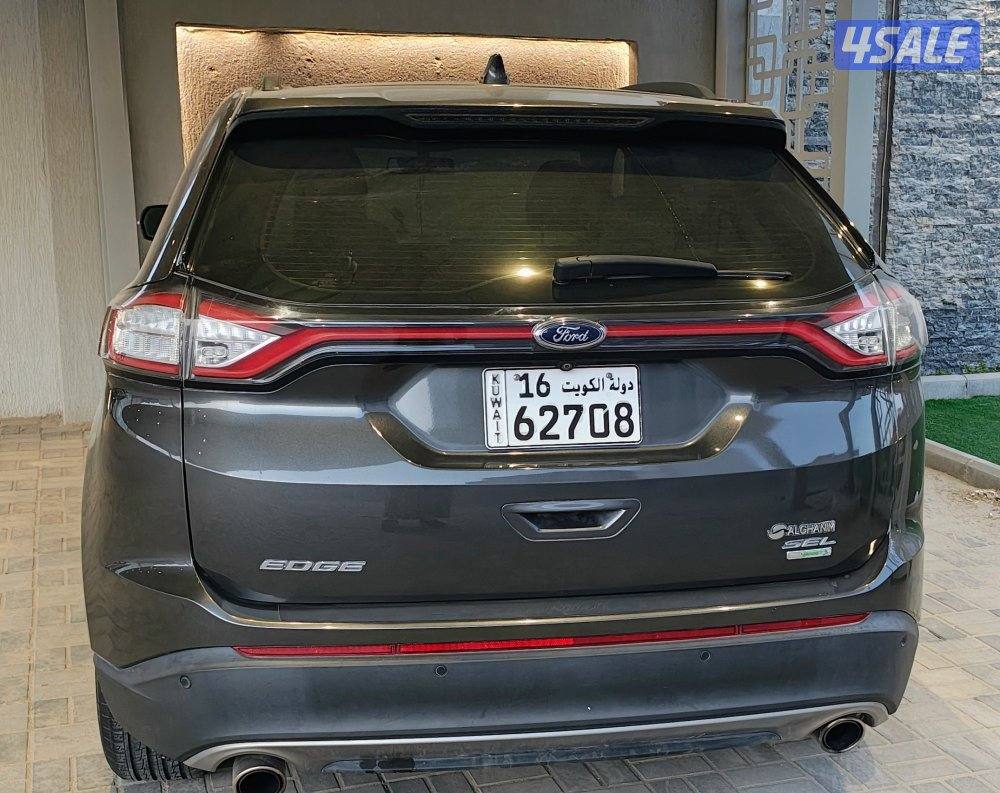 للبيع سيارة فورد إيدج مستعمل2