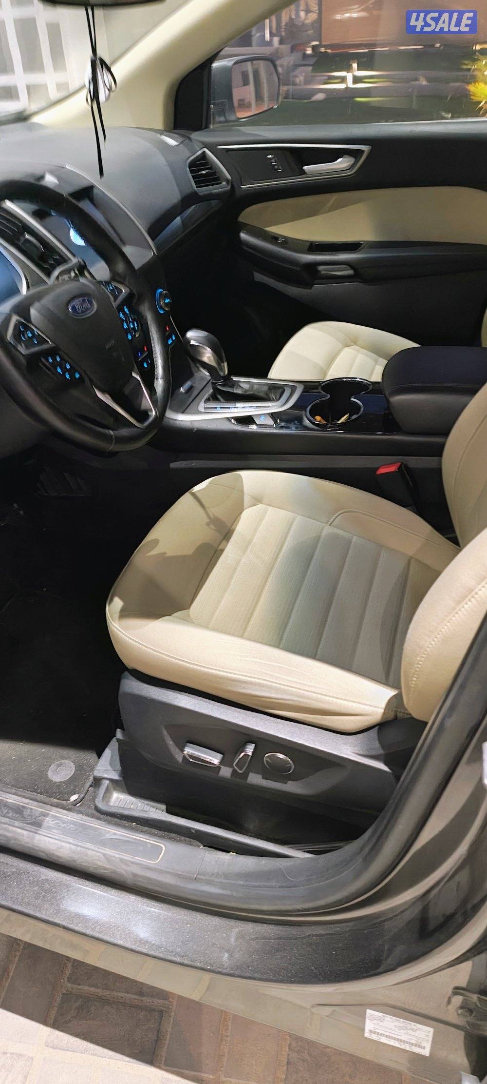 للبيع سيارة فورد إيدج مستعمل5