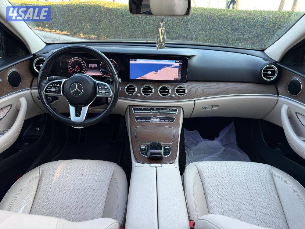 للبيع مرسيدس E200 موديل 2020 فل أوبشن بحاله نظيفه جدااااا7