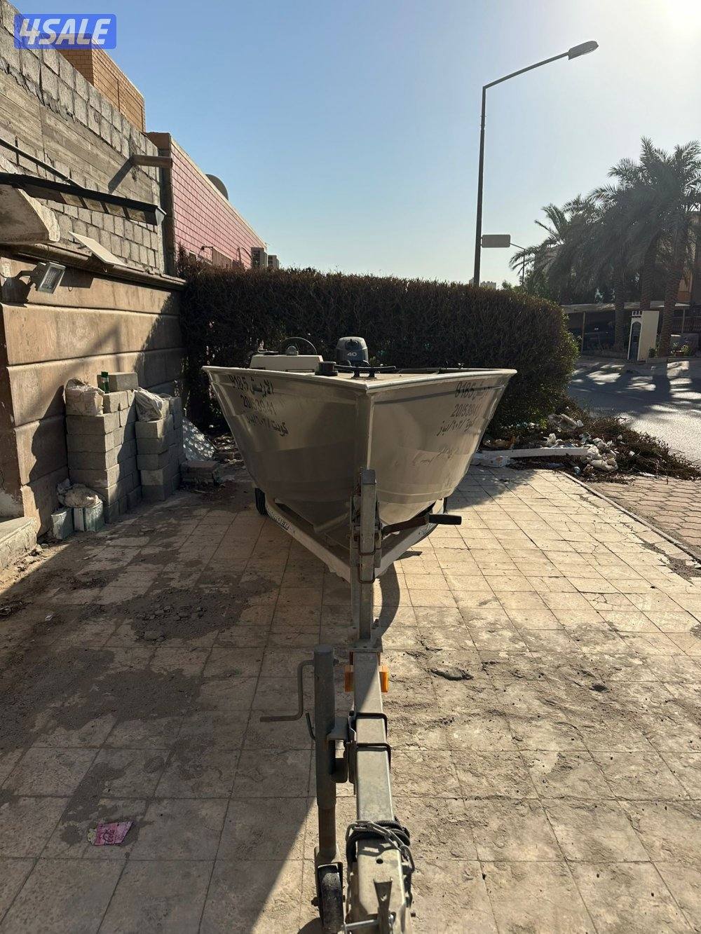 السلام عليكم ورحمة الله وبركاته 
* للبيع طراد 16 المنيوم موديل 2011 
*0