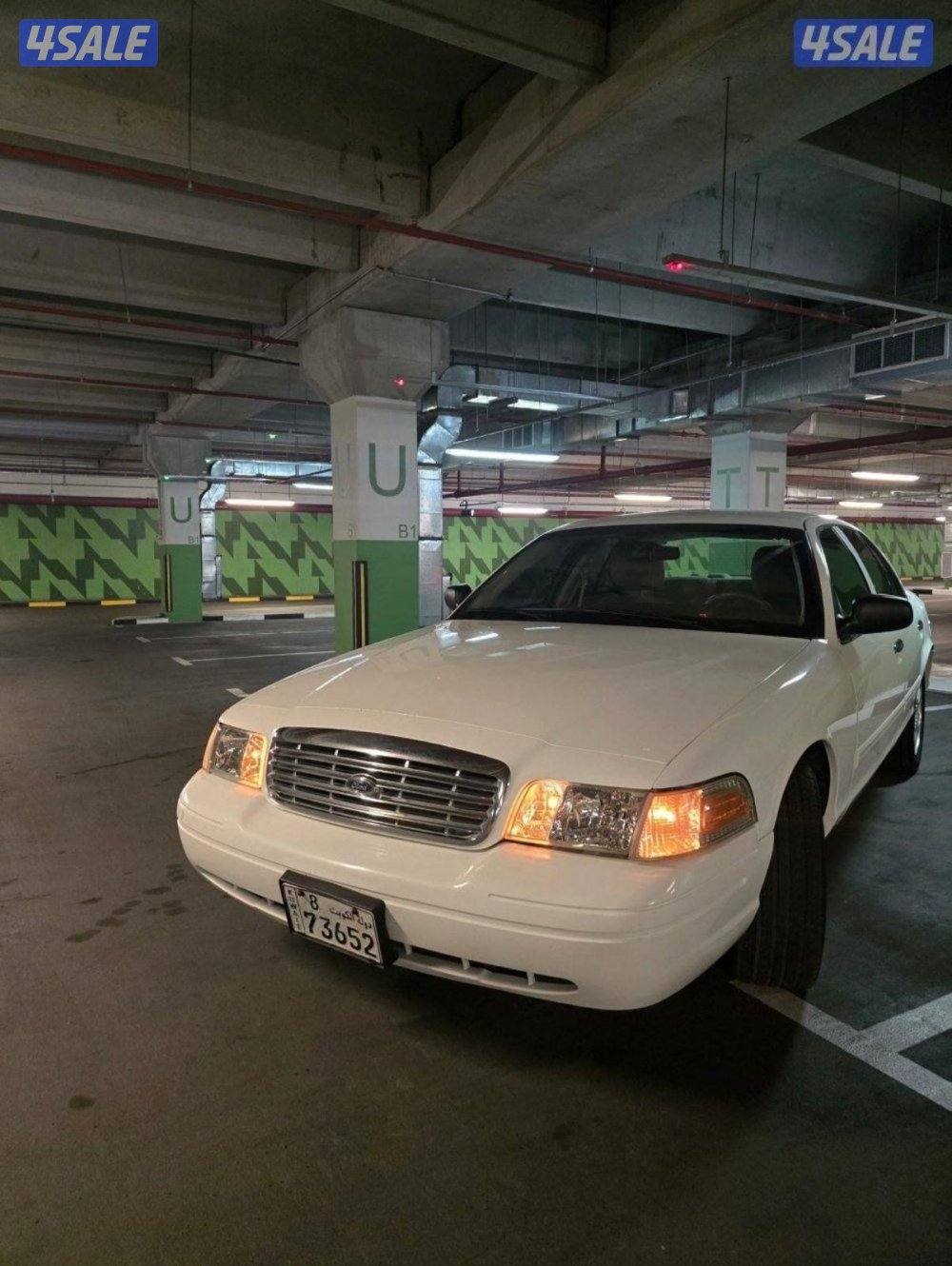 للبيع فورد فكتوريا 20111