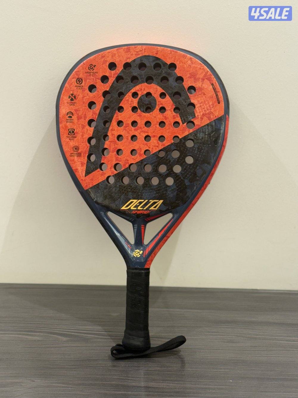 مضرب بادل (مستعمل) استعملته استعمال خفيف +فيه خدوشات بسيطه وخفيفه7