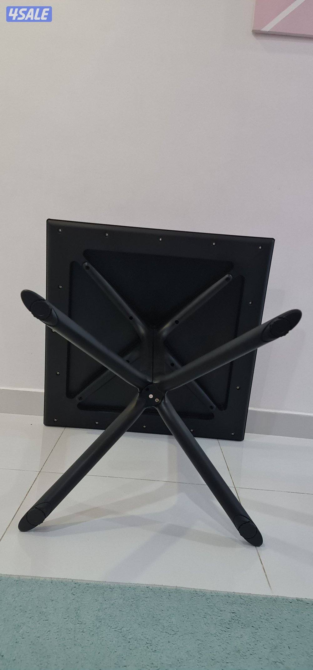 كرسي عدد ١٢ و طاولة عدد ٣ لون أسود مناسب للكافيه أو المطعم5