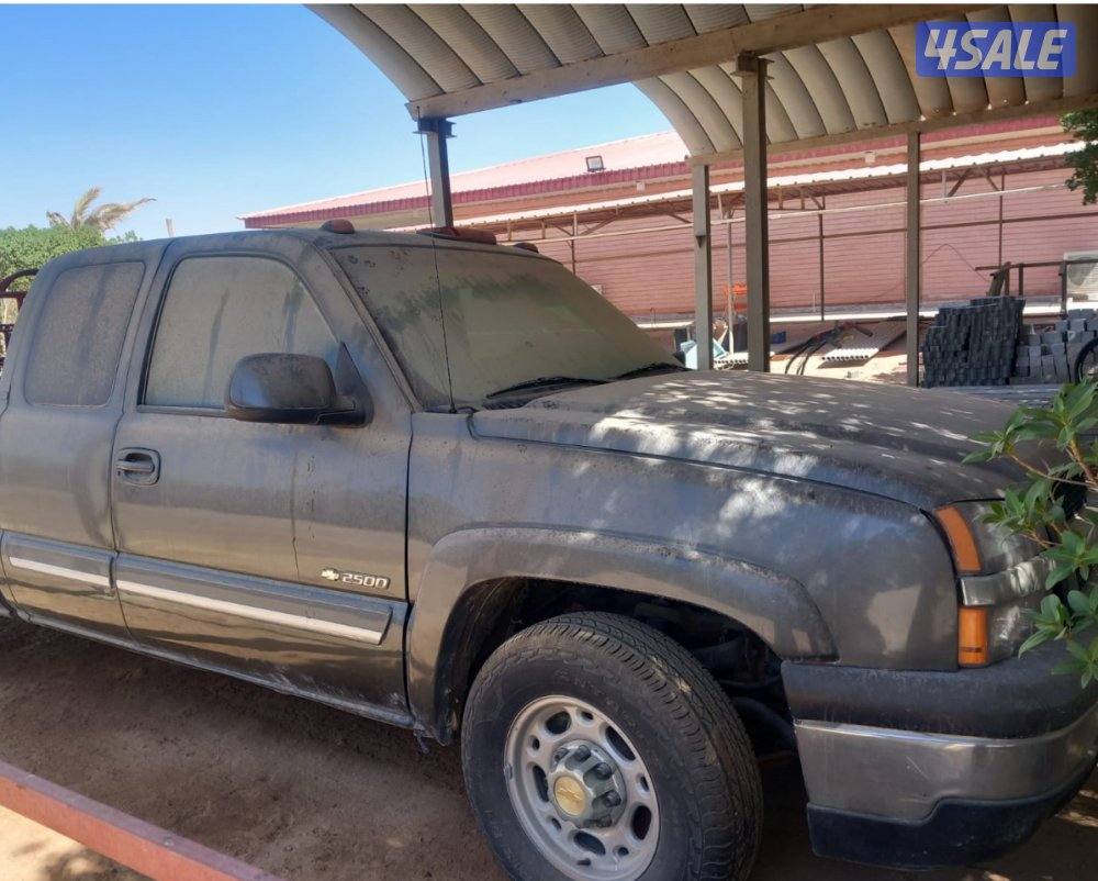 للبيع وانيت سلفرادو  2003 على خرابه يحتاج تصليح0