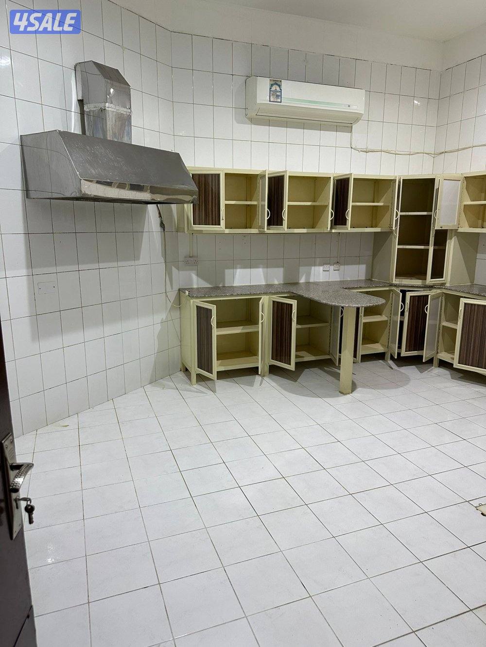 للأيجار دور ارضي بسلوئ يمنع الوسطاء7