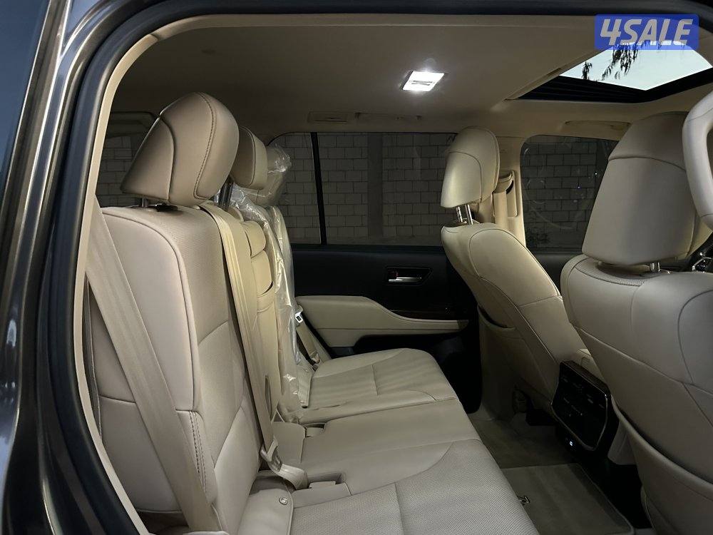 لاند كروزر الساير AERO)S / شرط الفحص بالكامل وصبغ الوكاله12