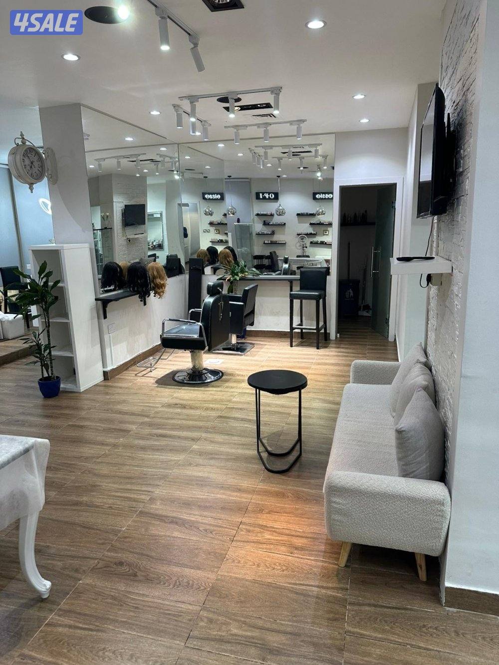 للبيع صالون نسائي بالشعب البحري مؤثث بالكامل لا يوجدموظفين ومن غير رخص5