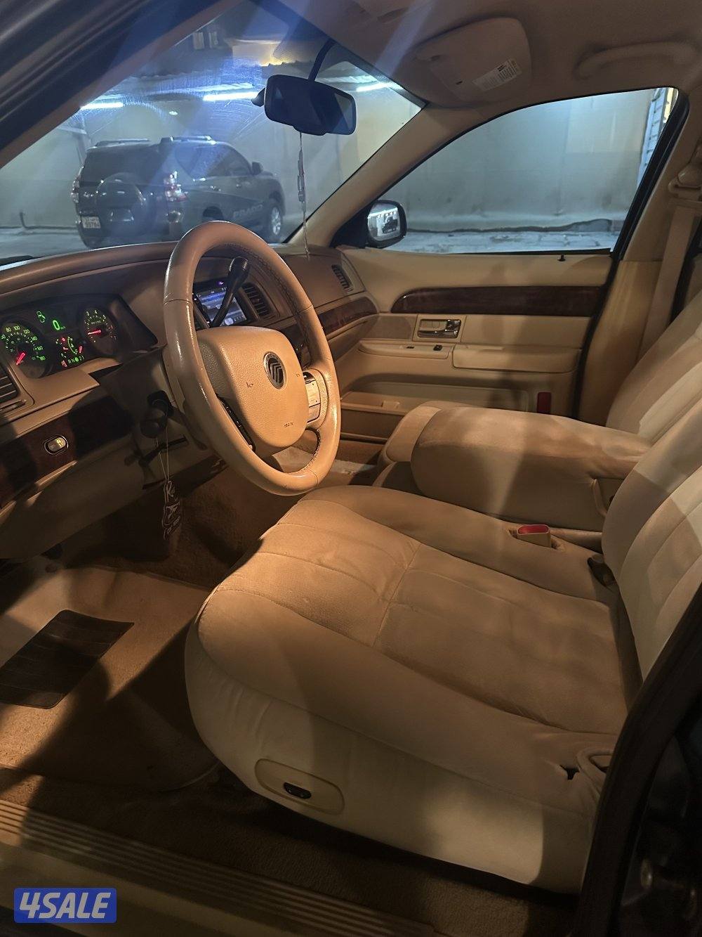 للبيع فورد ماركيز 20094