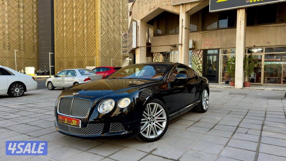 بنتلي speed/ موديل 2014/ جلد أحمر/ أعلا فئة6