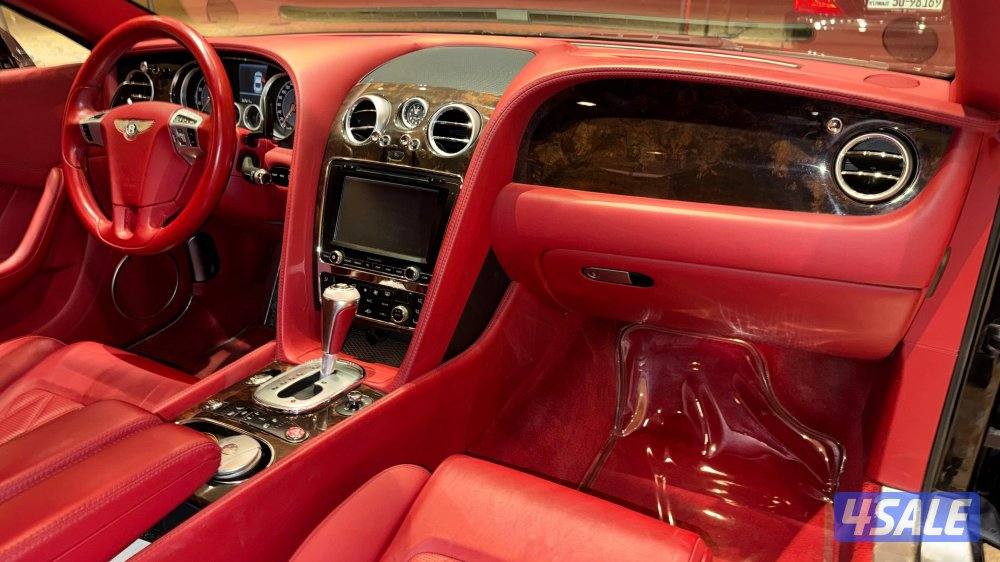 بنتلي speed/ موديل 2014/ جلد أحمر/ أعلا فئة9