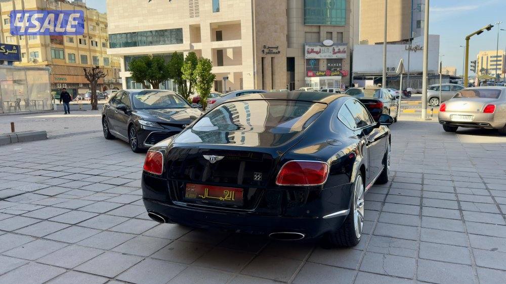 بنتلي speed/ موديل 2014/ جلد أحمر/ أعلا فئة15