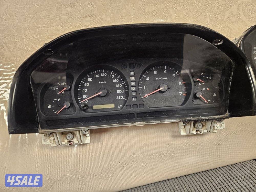 للبيع عدادات لاندكروزر من موديل ٩٨ الى ٢٠٠٢0