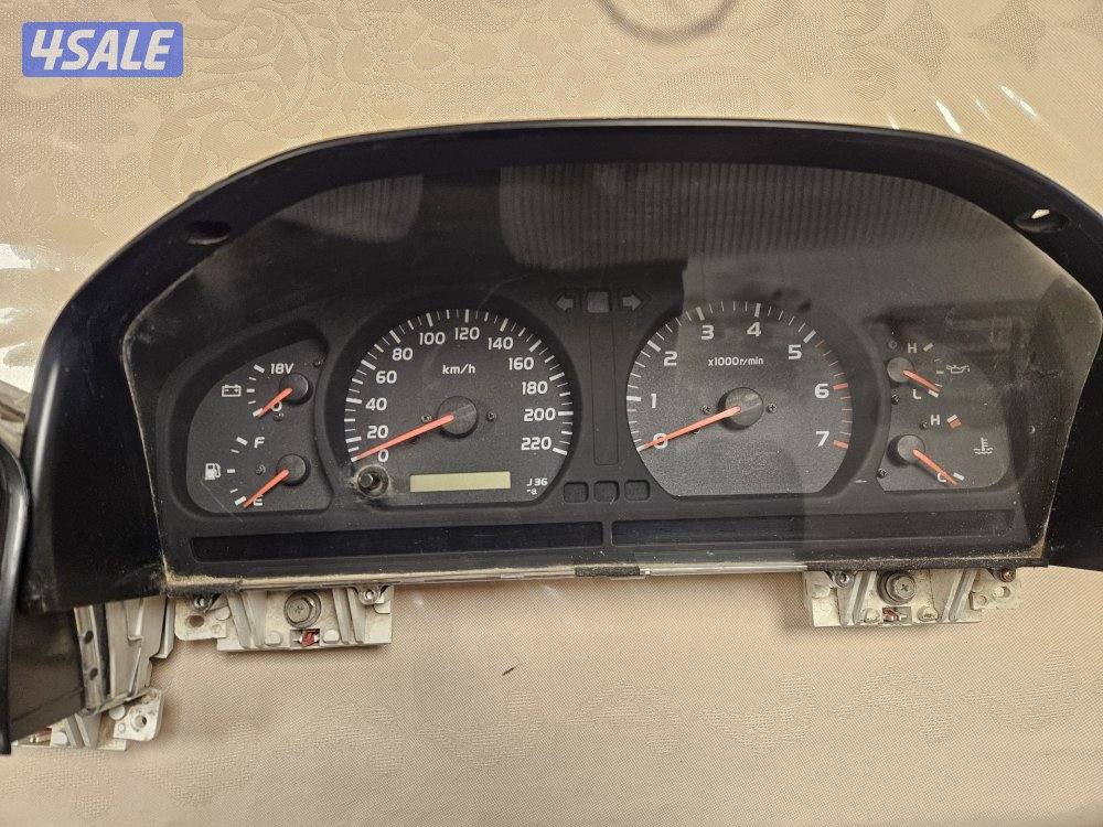 للبيع عدادات لاندكروزر من موديل ٩٨ الى ٢٠٠٢3