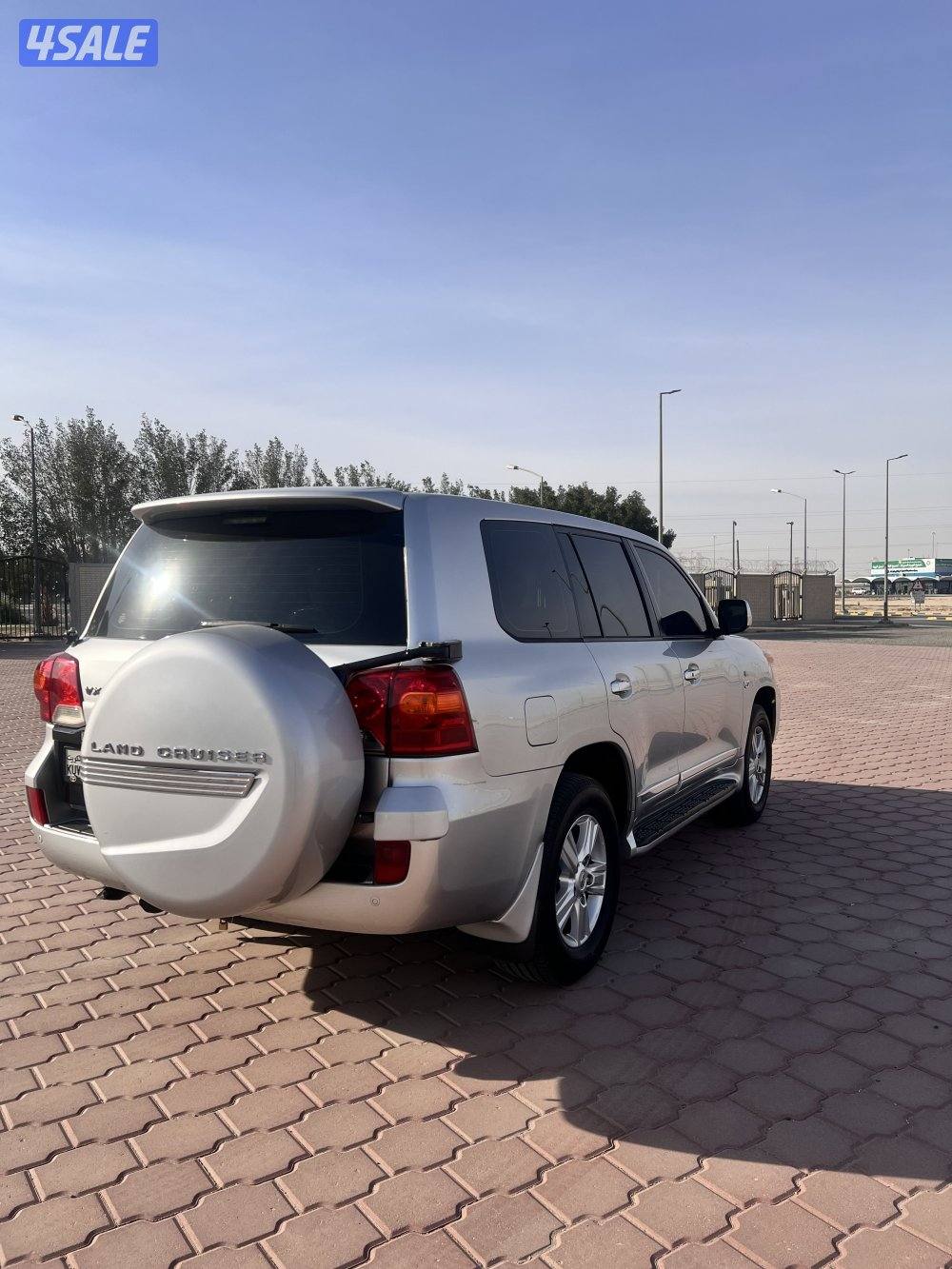 Land cruise سبير علاق0