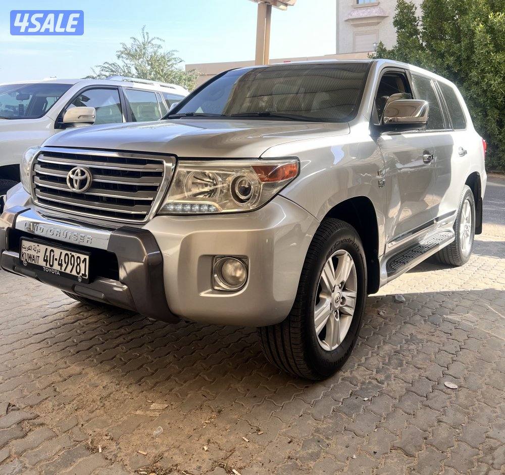 Land cruise سبير علاق2