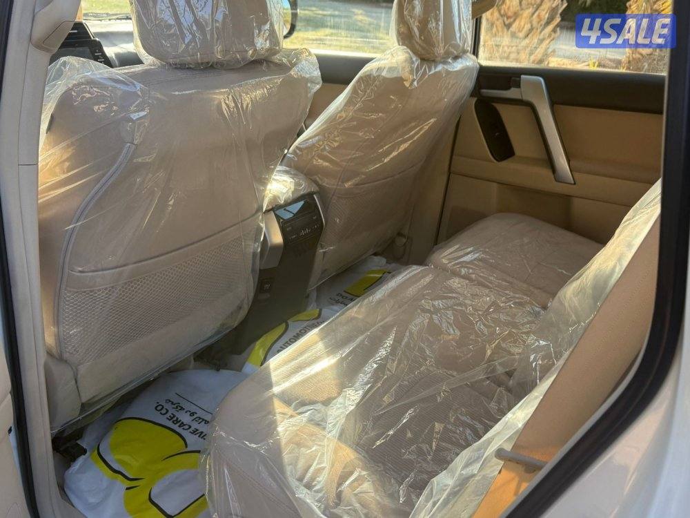 للبيع برادو VX في اكس فل ابشن موديل 2020 ماشي 60 صدفي5