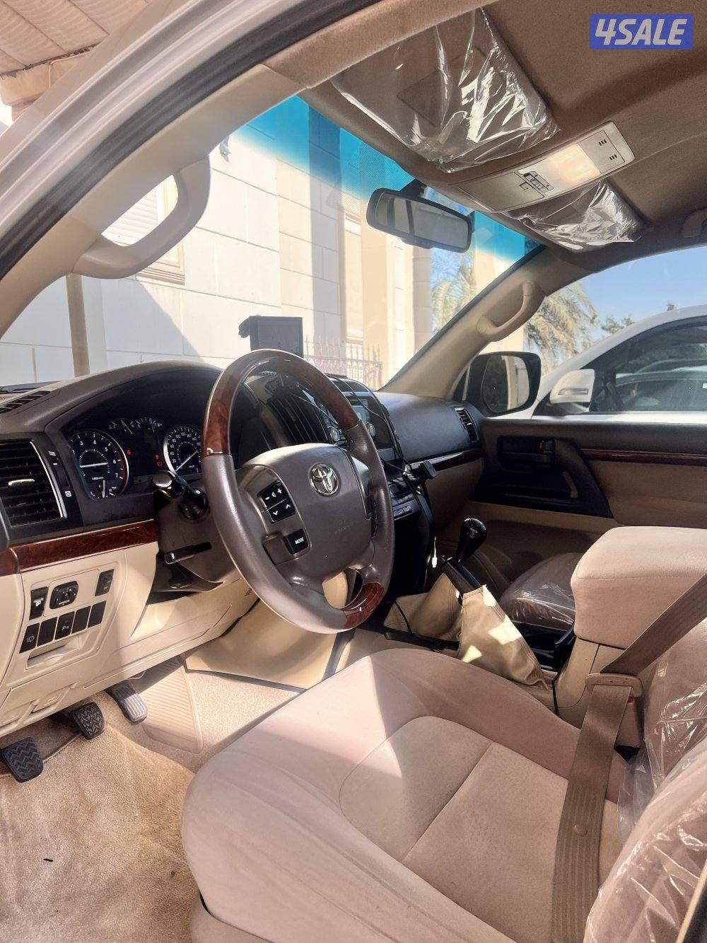 Land cruise سبير علاق1