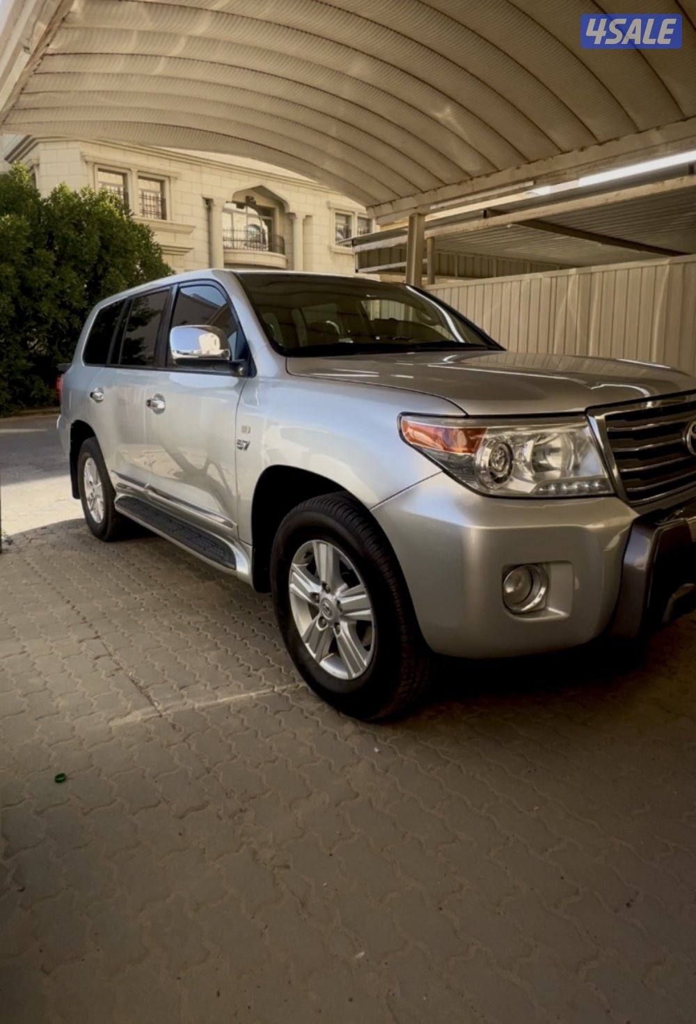 Land cruise سبير علاق7