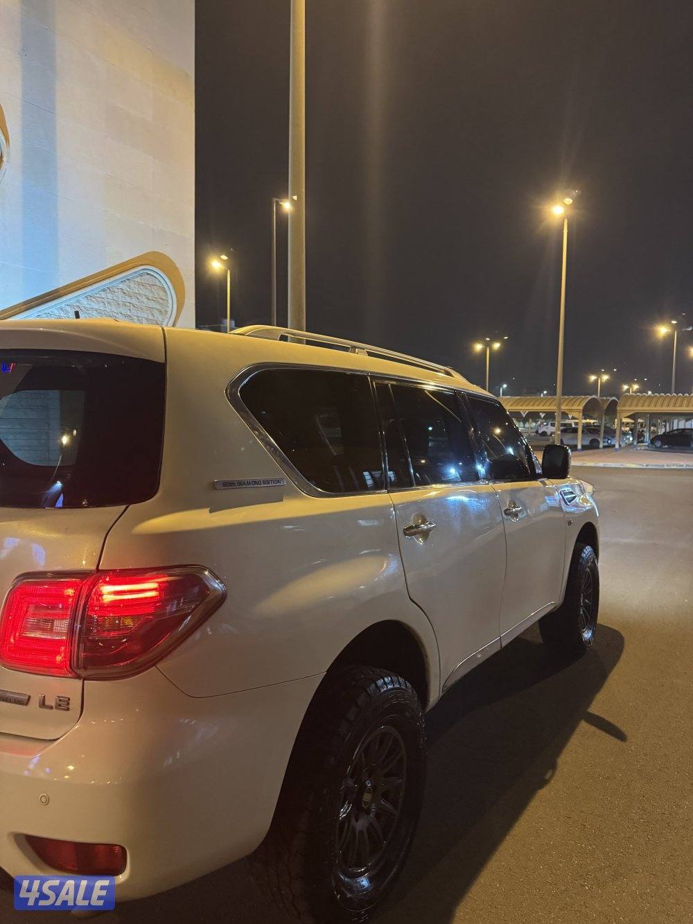 للبيع باترول ٢٠١٢ قير عادي4