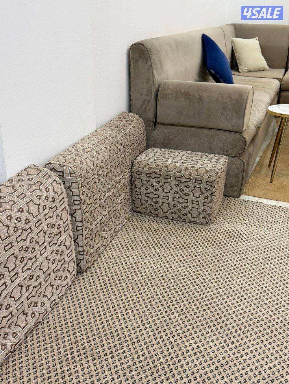 للبيع أثاث شبه جديد – نظيف جدً1