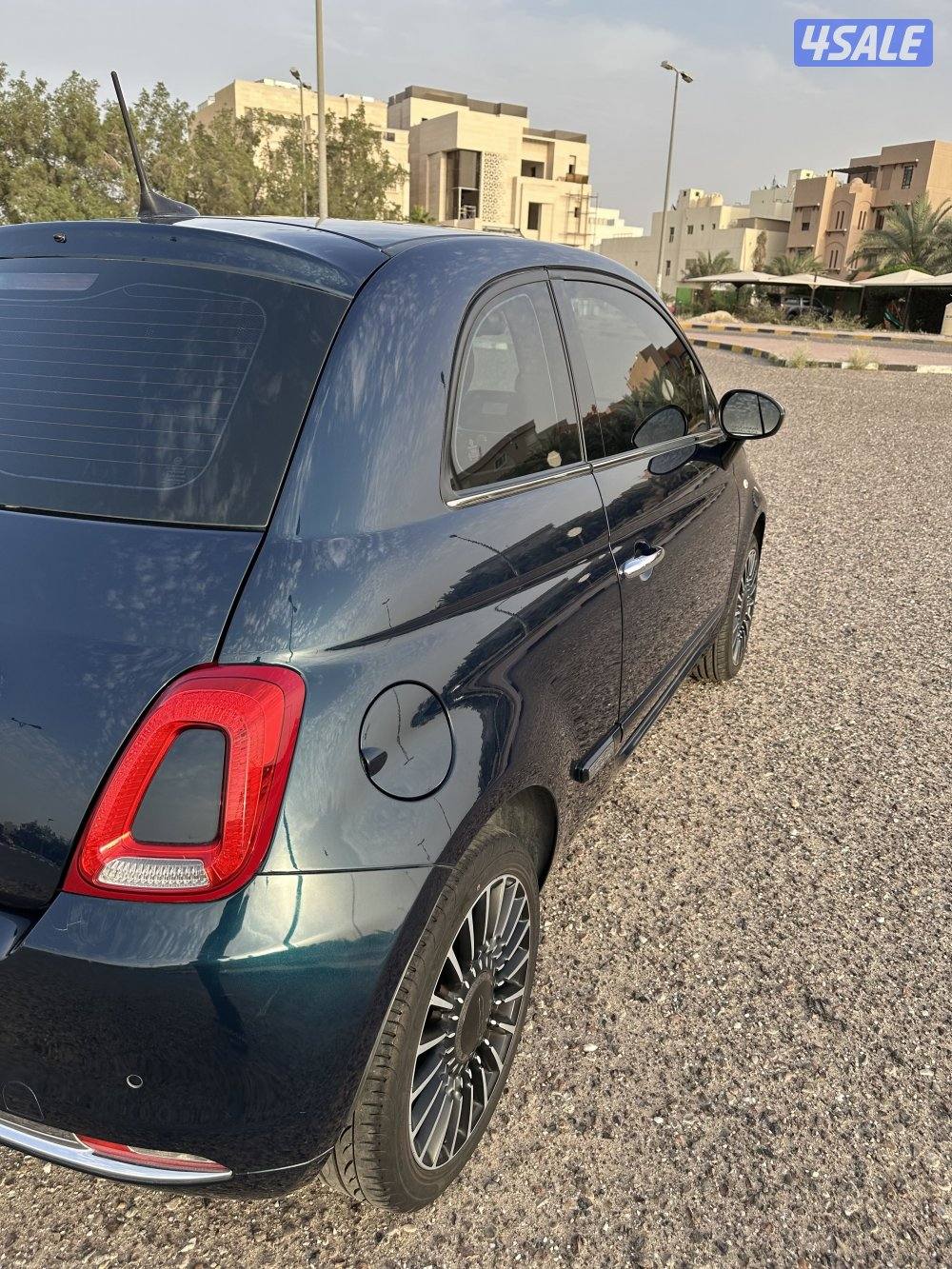 للبيع  سياره فيات ٥٠٠ مديل ٢٠١٩ عداد ٥٥ الف فقط9