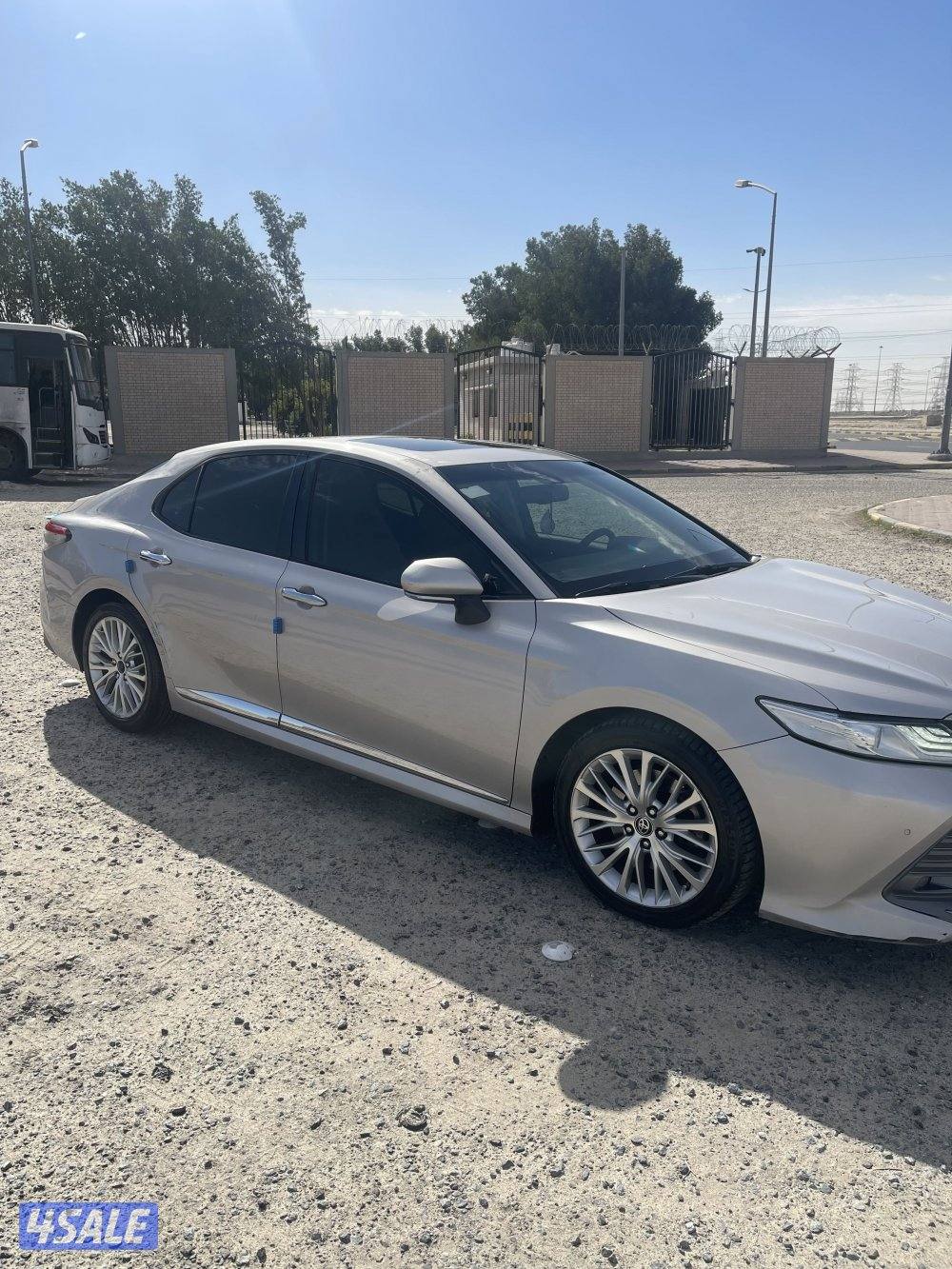 للبيع كامري 2020 لمتد2