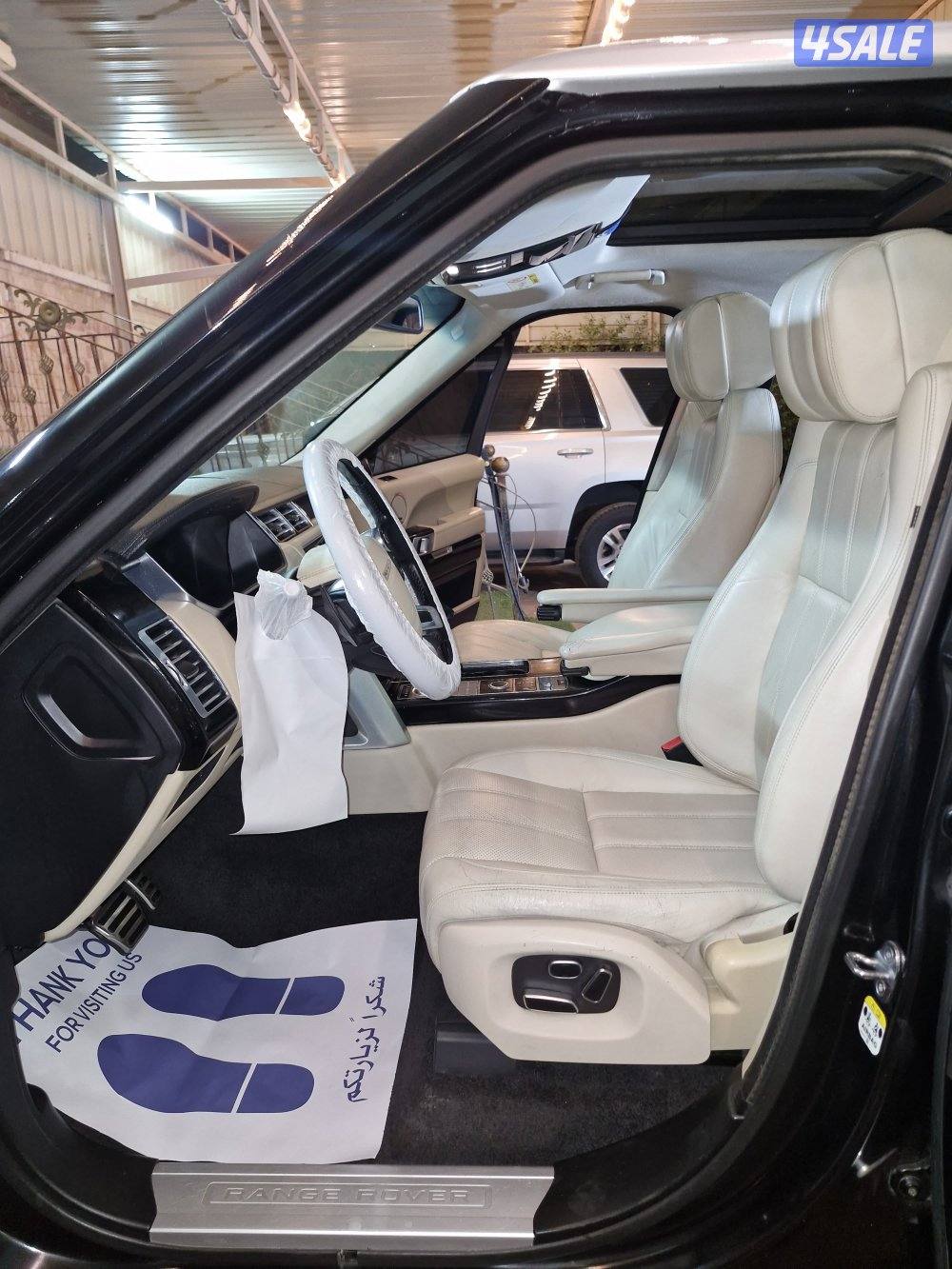 للبيع رنج روفر 2014 HSE الفل شاشات خلفيه من الداخل اف وايت ماشي 3600