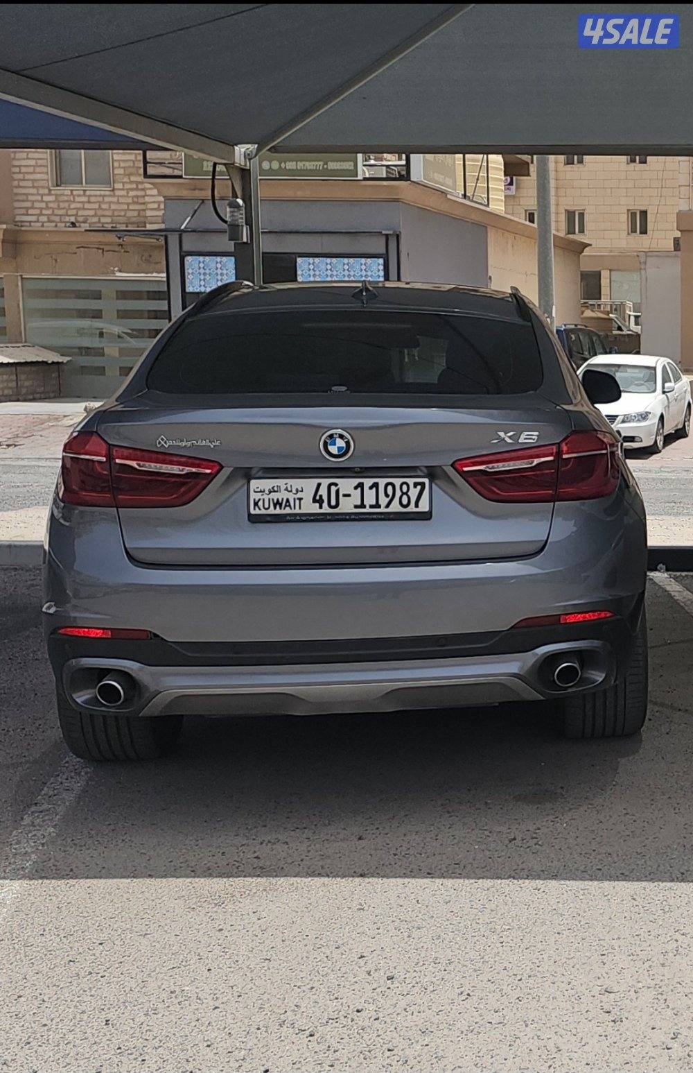 بی ام x61