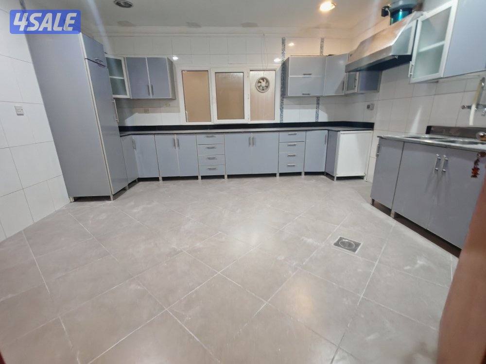 دور اول واسع تشطيب ممتاز1