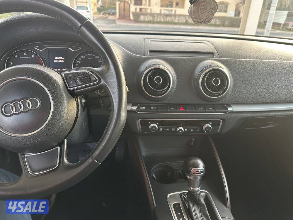 للبيع اودي A3 بحالة ممتازة 20150