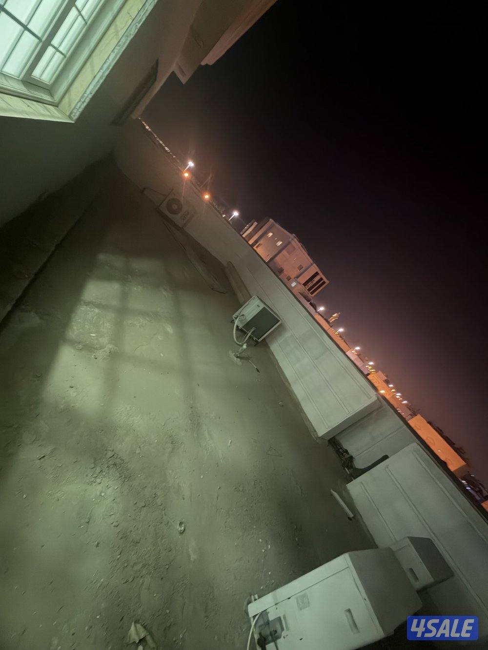 غرفتين(ماستر- عاديه) صاله +دورة مياه/ حوش0