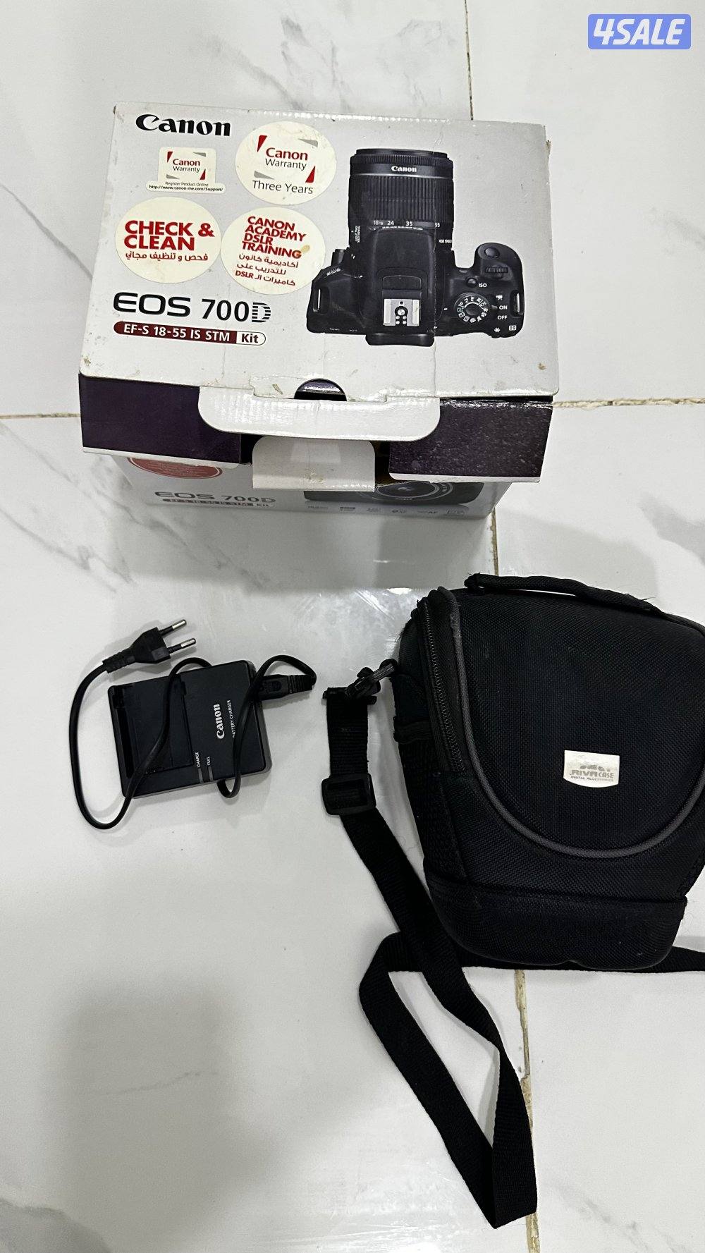 Canon D700 camera,With a 50mm lens..reasonable negotiation .5