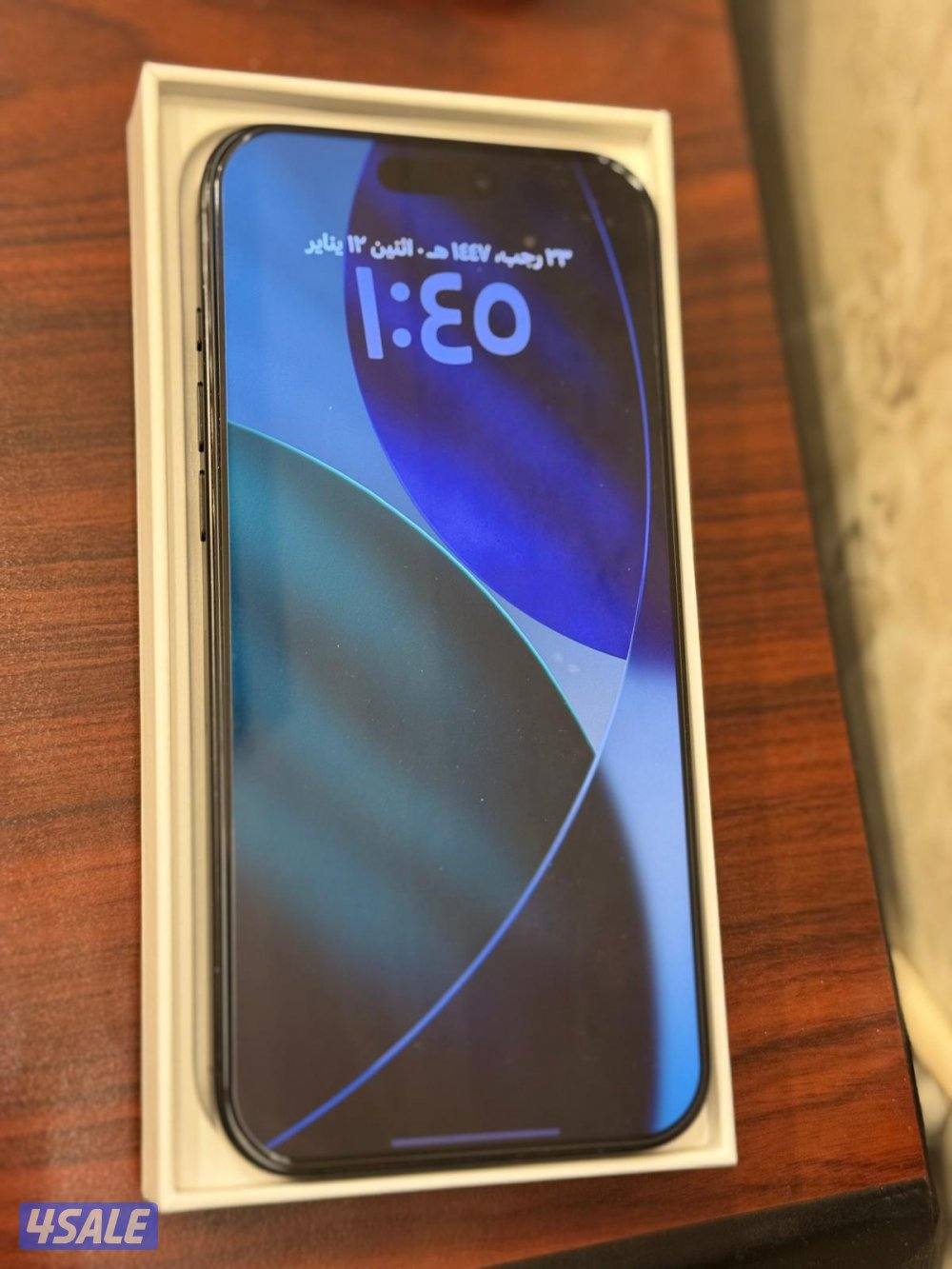 ايفون 16 برو ماكس مساحه 256 بطاريه 100% لسه في الضمان 4 شهور0