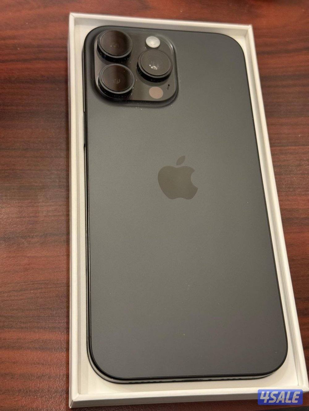 ايفون 16 برو ماكس مساحه 256 بطاريه 100% لسه في الضمان 4 شهور3