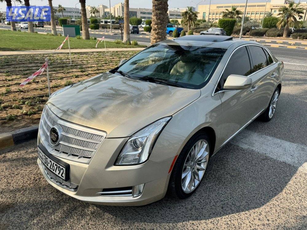 كاديلاك XTS4 ماشي 40 سيرفس حديث مديل 2013 نظيف جدا شرط الفحص0