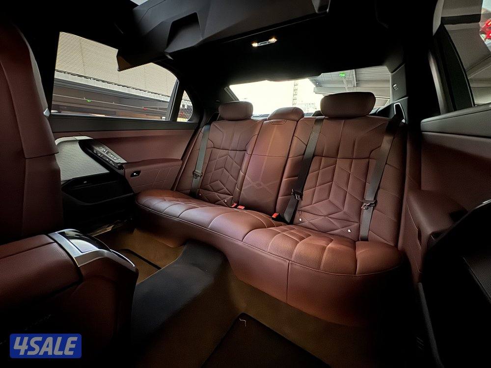 735i / 2024 / 32 km / المالك الاول2