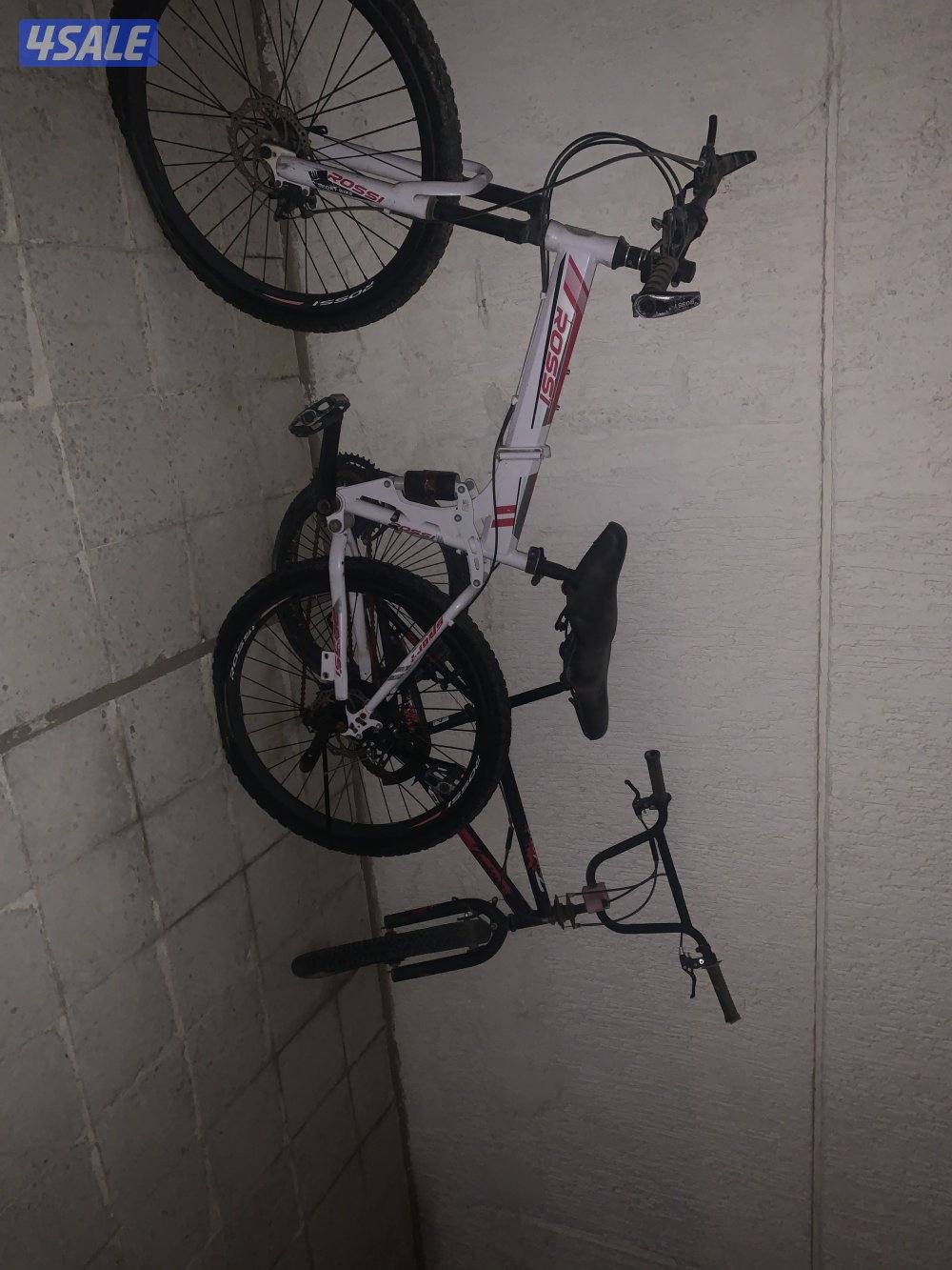 السلام عليكم عندي 3 دراجات ثنين مافيهم شي واحد بس يباله تعديلات0