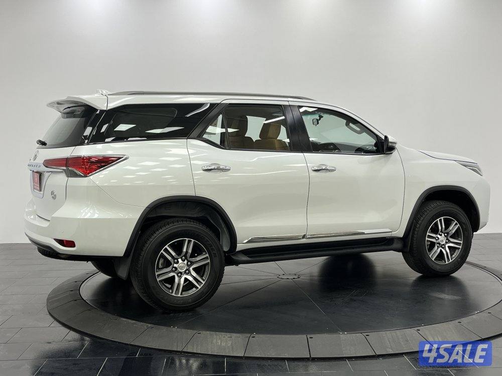 TOYOTA FORTUNER_N 4 CYL 4X4 HIGH OPTION14