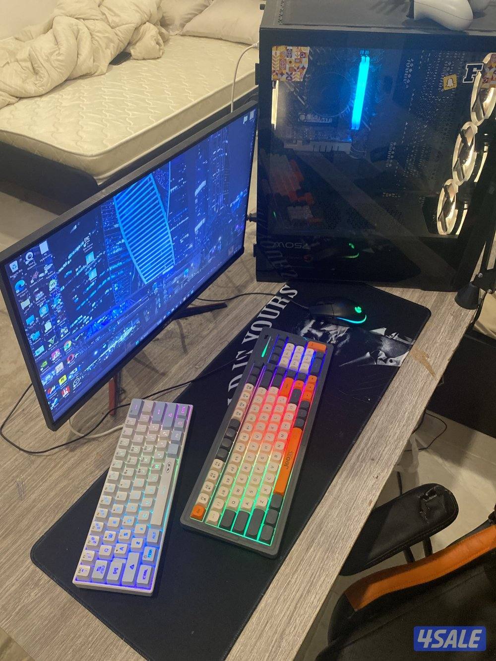 بي سي للبيع مع شامل اغراضه0