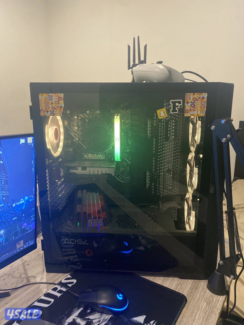 بي سي للبيع مع شامل اغراضه1