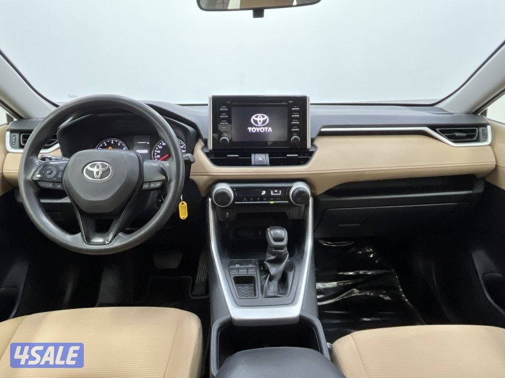 TOYOTA RAV401 4X2 STANDARD OPTION11