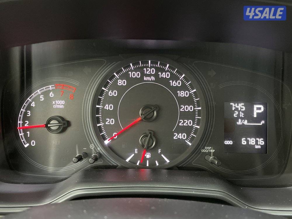 TOYOTA COROLLA 1.6L XLI STD OPTION6