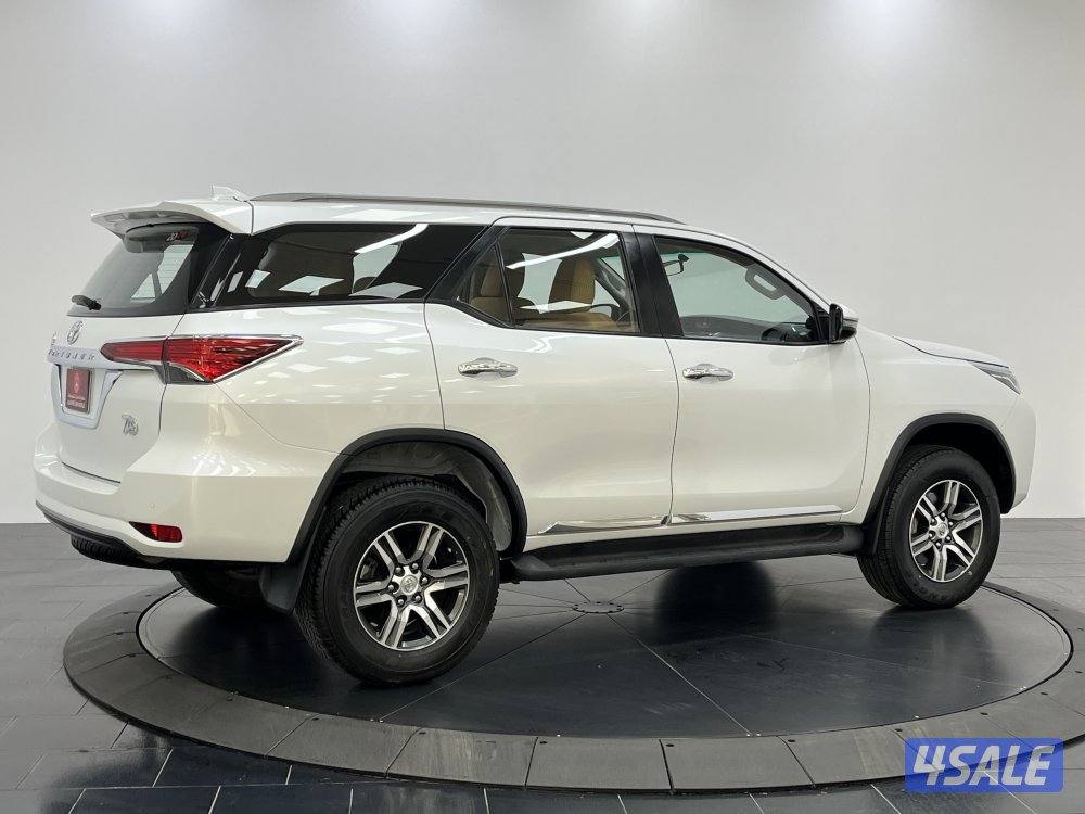 TOYOTA FORTUNER_N 4 CYL 4X4 HIGH OPTION14