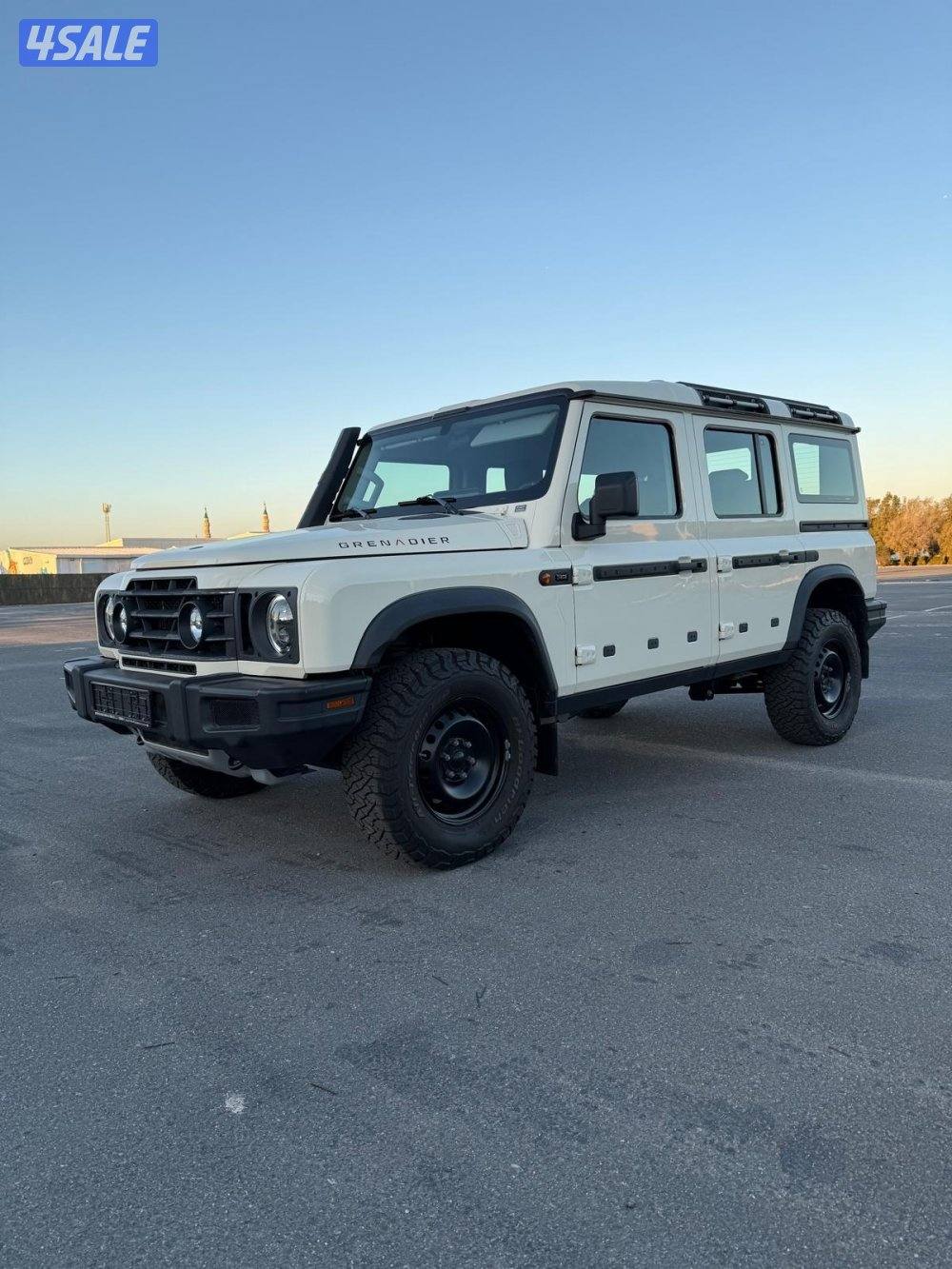 للبيع  اينوس 2023 اصفار  تحت الكفالة 5 سنوات لاارغب بالبدل0