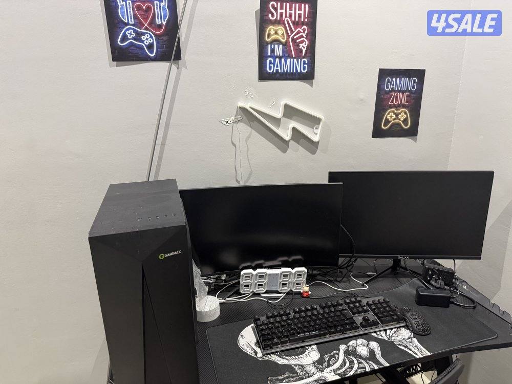 للبيع بي سي ويا شاشتين وكامل اغراضه0