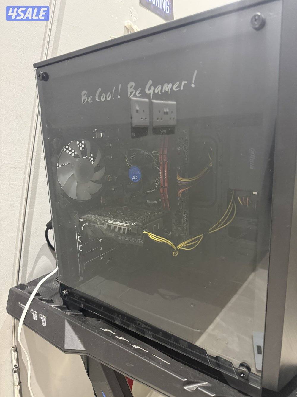 للبيع بي سي ويا شاشتين وكامل اغراضه1